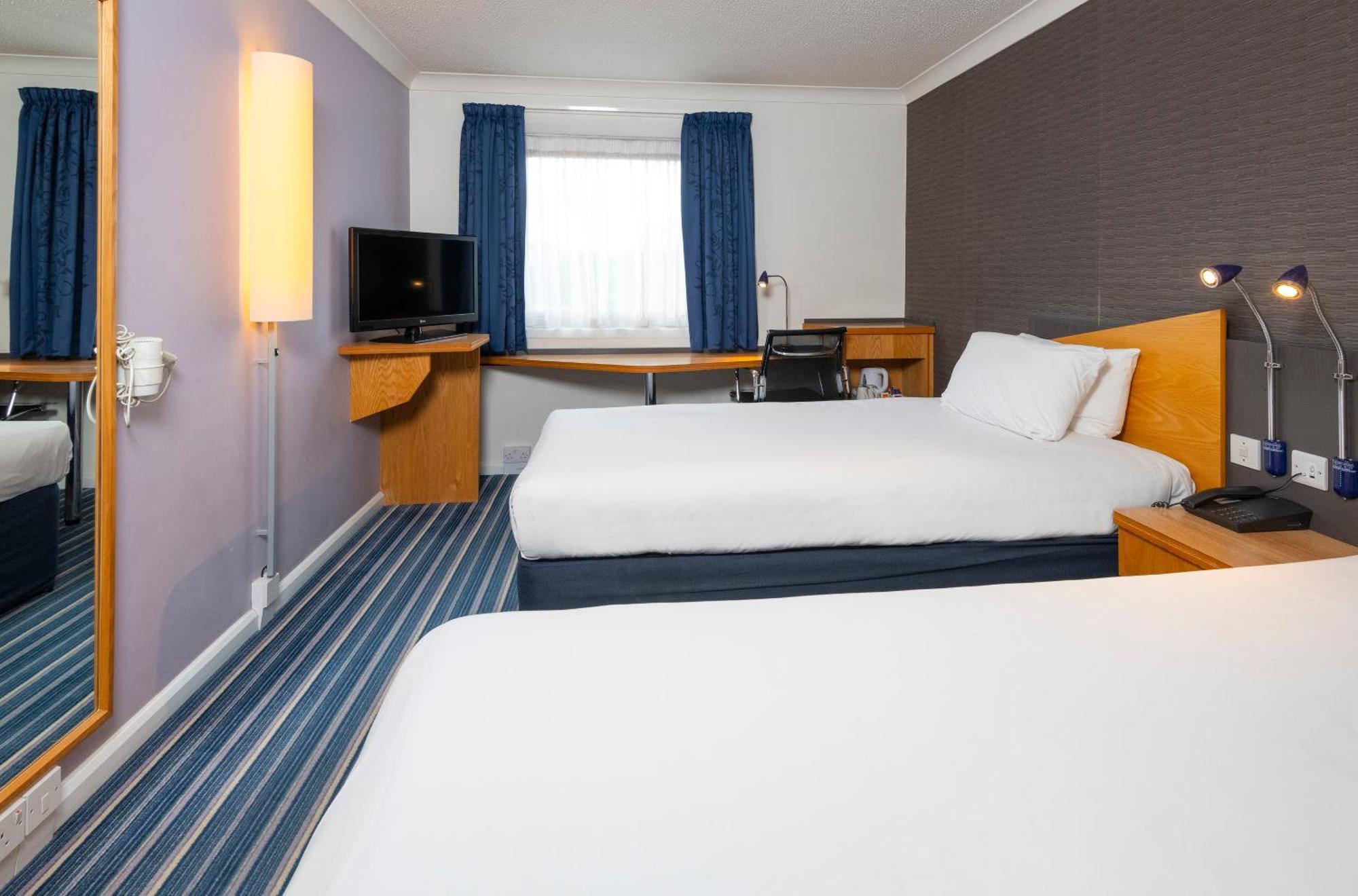 Express London Chingford By Ihg 3*
