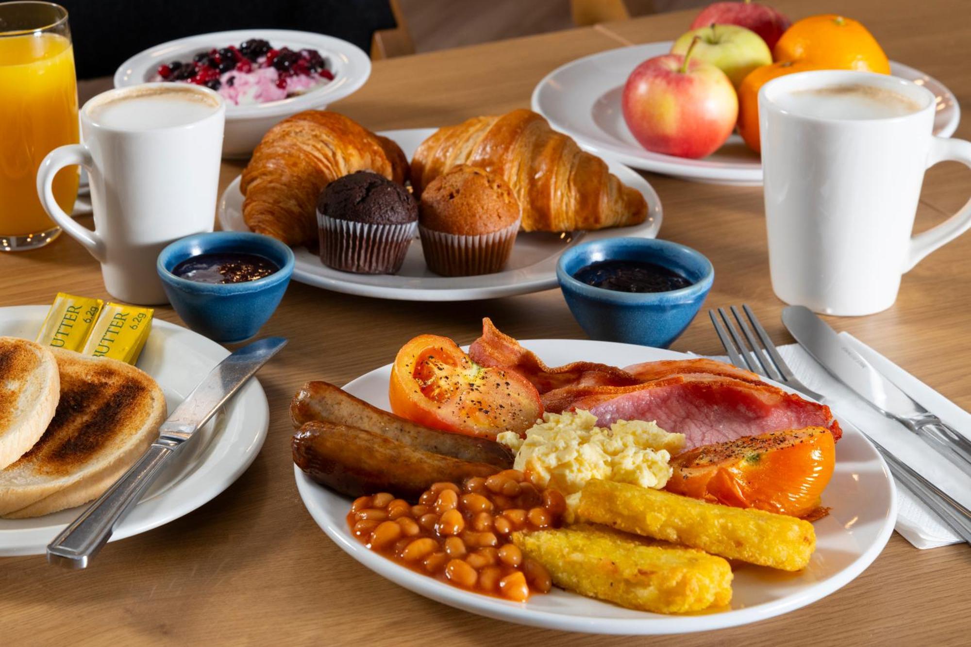 Express London Chingford By Ihg 3* Waltham Forest