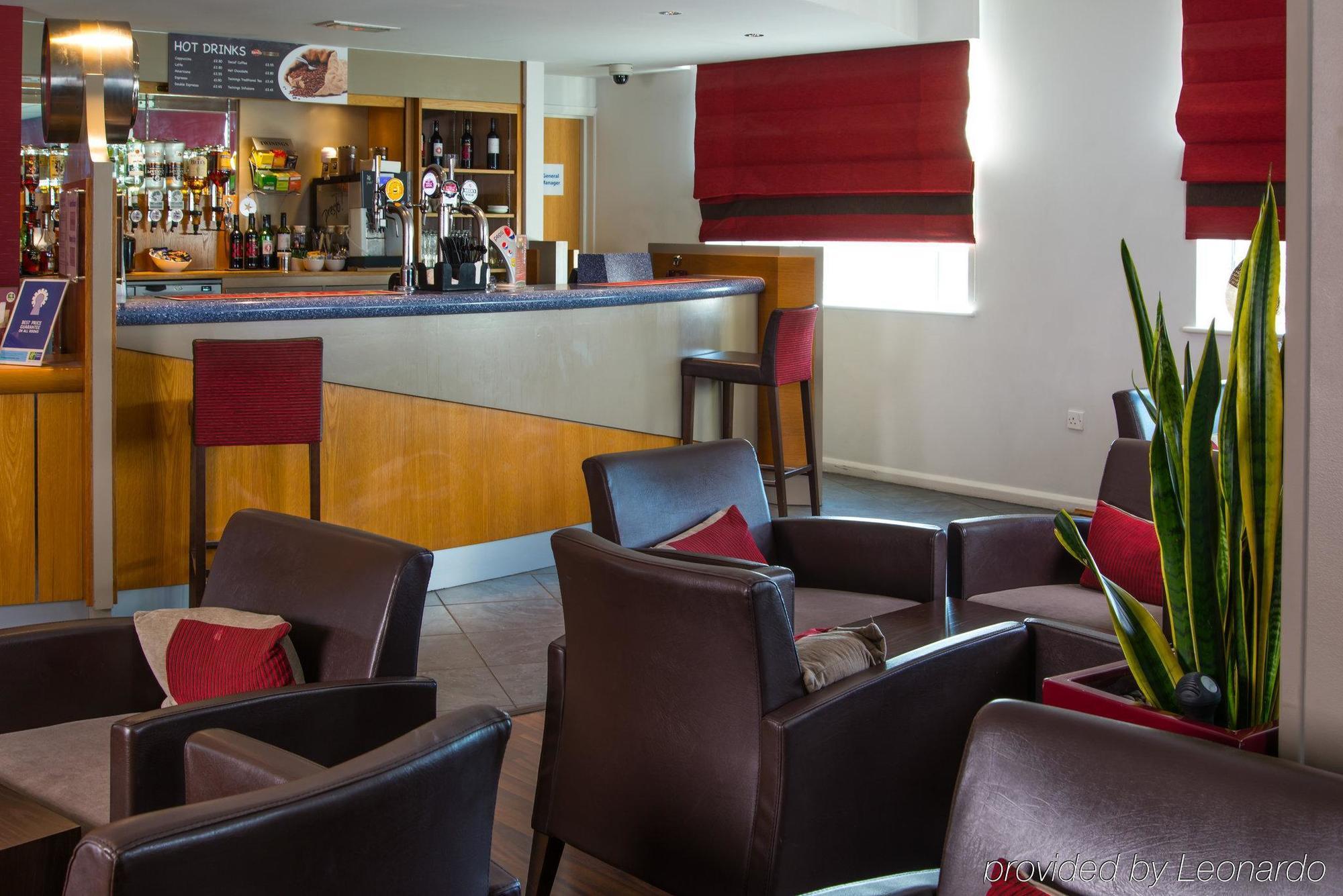 Express London Chingford By Ihg 3*