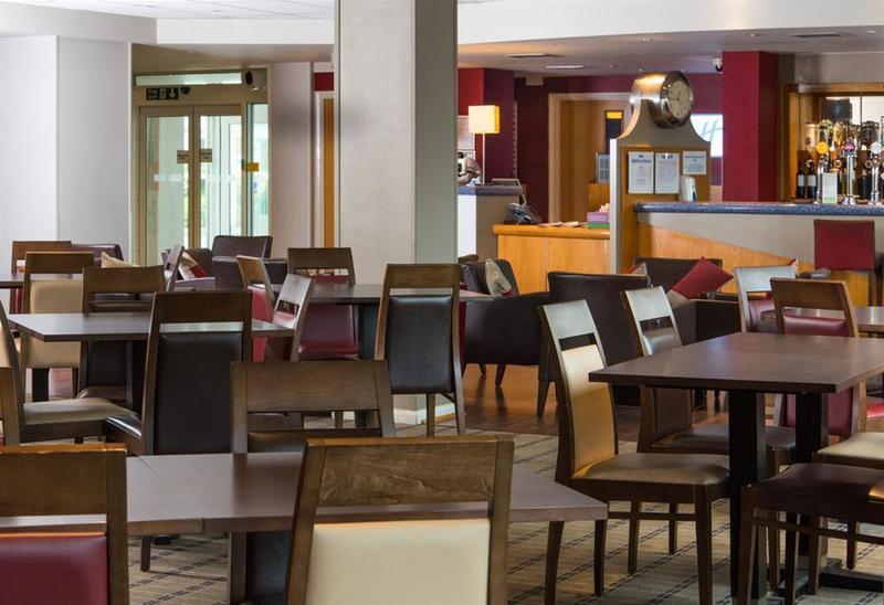 Express London Chingford By Ihg Hotel 3*