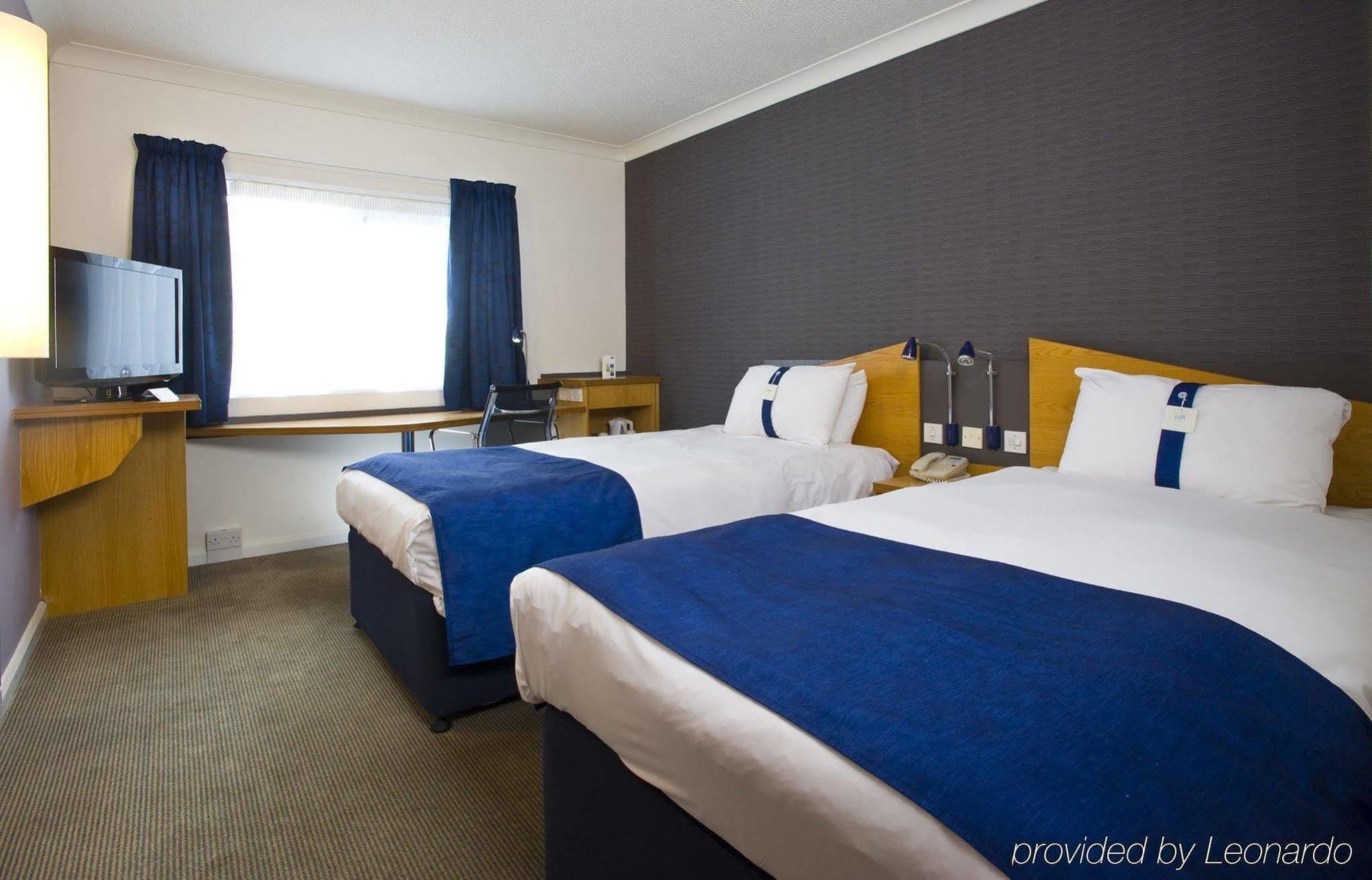 Express London Chingford By Ihg Hotel 3*