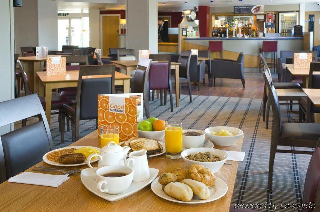 Express London Chingford By Ihg 3* Waltham Forest