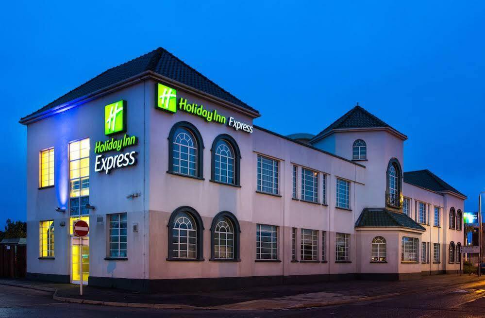 Express London Chingford By Ihg 3* Waltham Forest